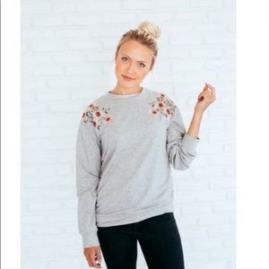 Embroidered sweater | Perfect for Fall