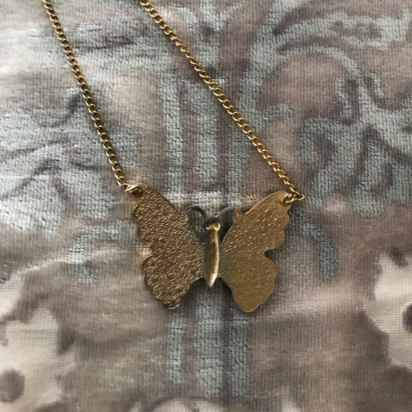  Vintage enamel butterfly necklace- 10” - Picture 4 of 4
