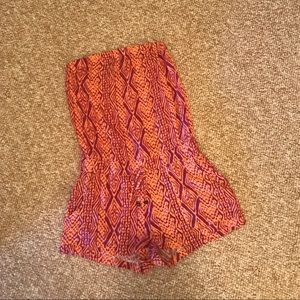 Aeropostale Patterned Romper 💛