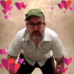 Meet your Posher, Chris