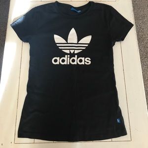 Adidas Vintage T
