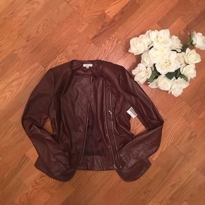BURGUNDY FAUX LEATHER JACKET