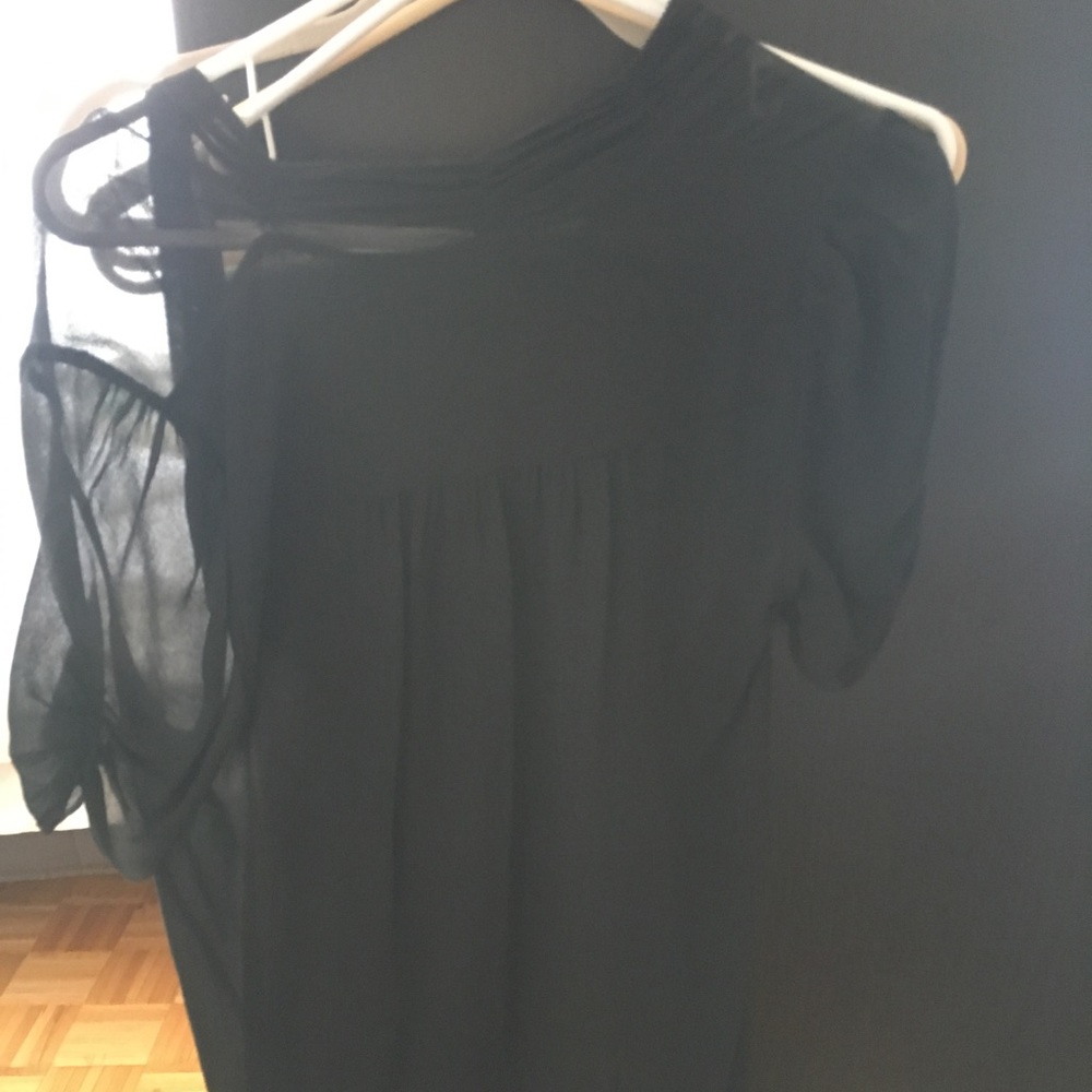 Babaton blouse 100% silk