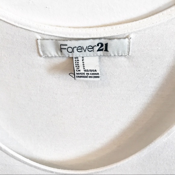 FOREVER 21 TOP 😍 4 Tops for $15 BUNDLE & SAVE - Picture 3 of 5