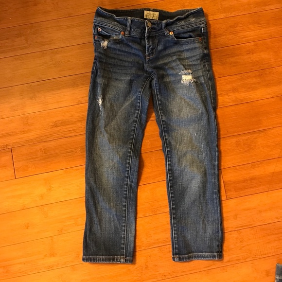 Capris - Picture 2 of 2