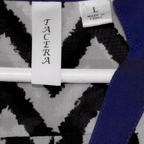 Tacera Black & White Sheer Chevron Top - Picture 3 of 3