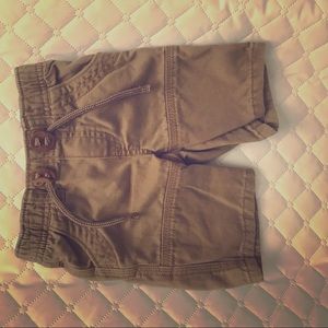 Adorable Old Navy 3-6 mo Cargo Short