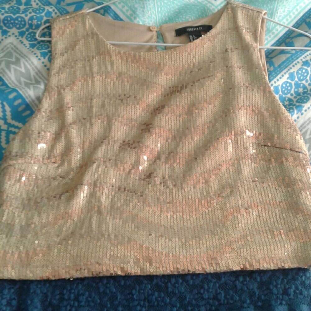 Forever 21 crop sequin top