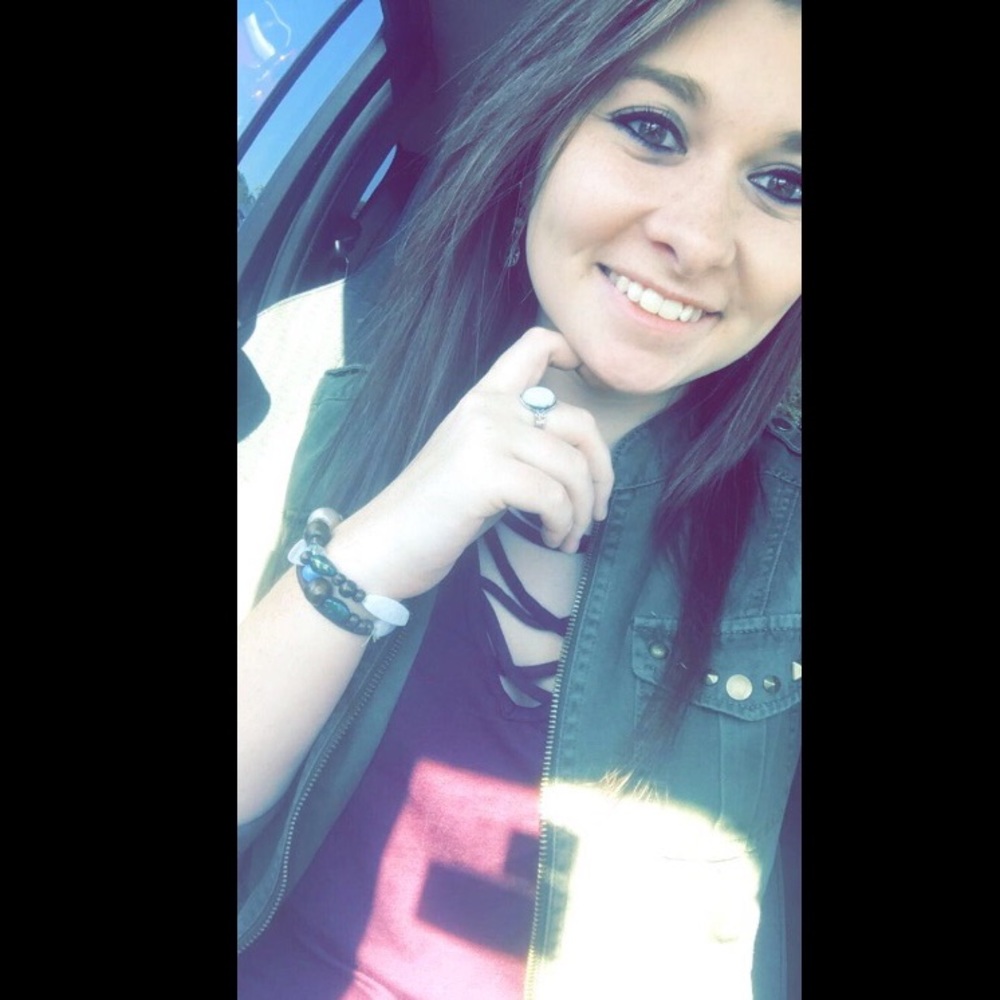 Meet your Posher, Madyson