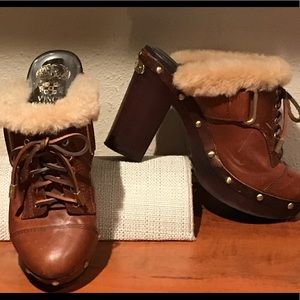 Vince Camuto Clogs/ Mules