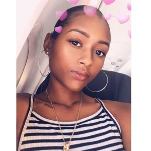 Meet your Posher, Camilla