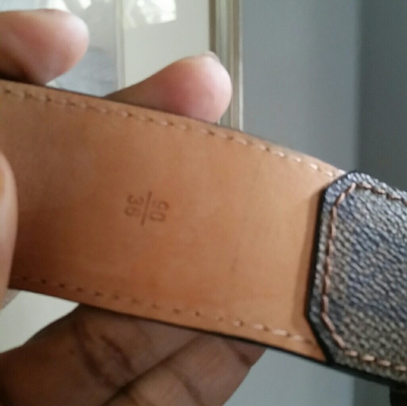100% Authentic LOUIS VUITTON BELT