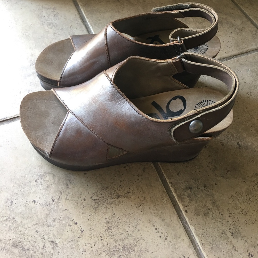 NEVER WORN OTBTS
