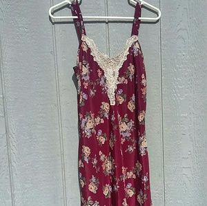 California Dynasty nightgown with floral