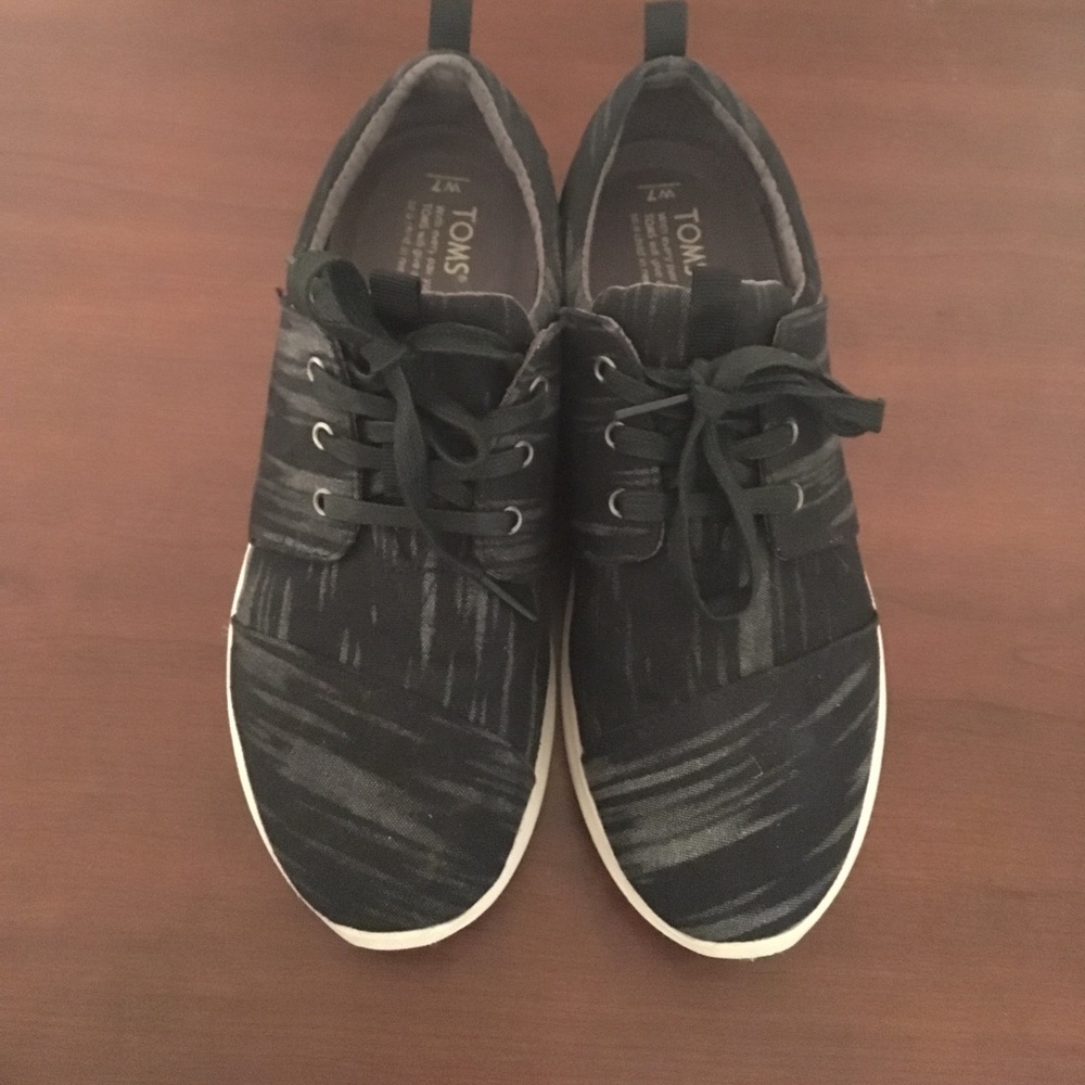 Tom’s Del Rey shoes size 7