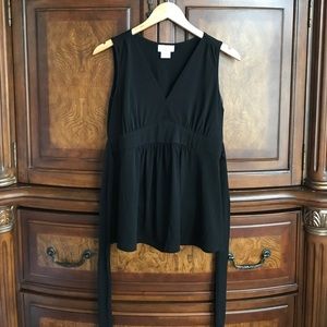 EUC Oh Baby by Motherhood Sleeveless Top