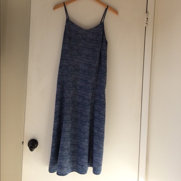 Summer dress - Picture 2 of 5