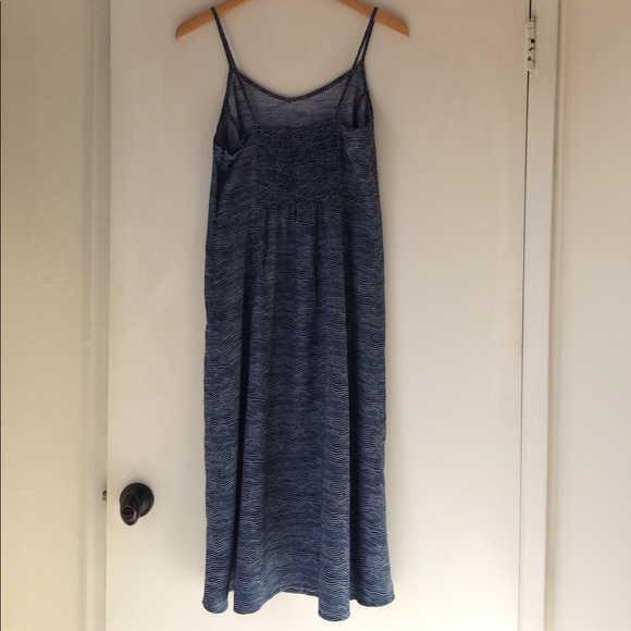 Summer dress - Picture 3 of 5