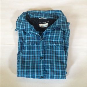 Woman's Columbia Shirt