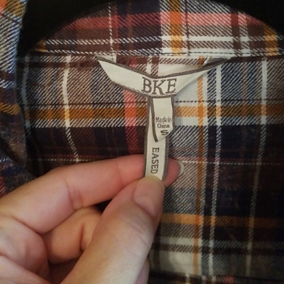 Button down Shirt - Picture 2 of 4