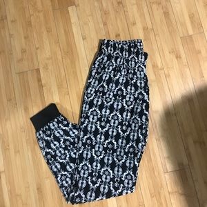 🎉HOST PICK 🎉 Black WAYF pants size small