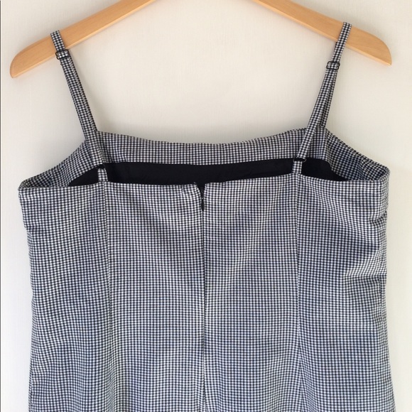 Summer gingham dress free with purchase - Picture 3 of 4