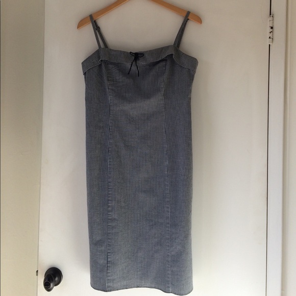 Summer gingham dress free with purchase - Picture 1 of 4