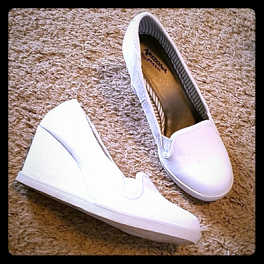 Casual wedges