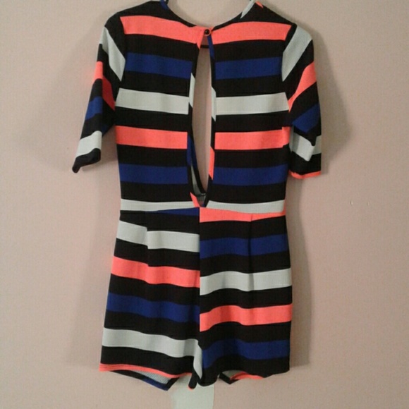 Striped romper - Picture 2 of 3