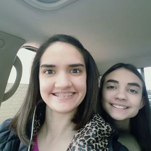 Meet your Posher, Alexis