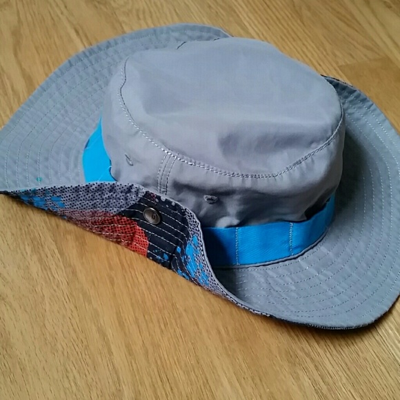 **SOLD** Kids Gymboree sun hat / swim hat - Picture 4 of 6