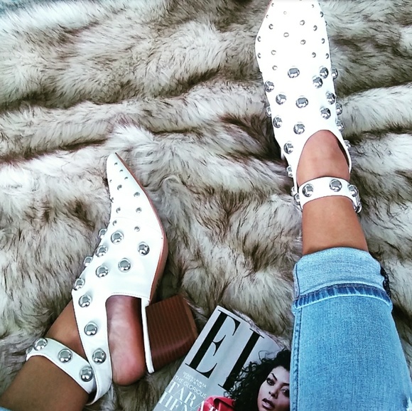 LAST PAIR!!//The Dolly// White studded booties - Picture 5 of 8