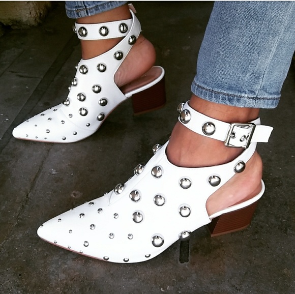 LAST PAIR!!//The Dolly// White studded booties - Picture 6 of 8