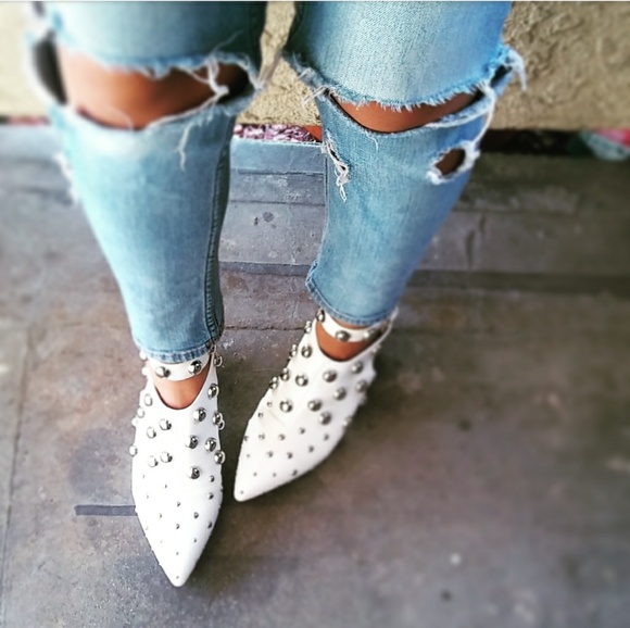LAST PAIR!!//The Dolly// White studded booties - Picture 7 of 8