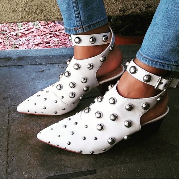 LAST PAIR!!//The Dolly// White studded booties - Picture 3 of 8