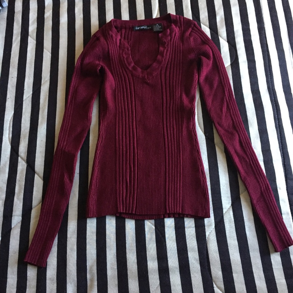 “simply ... by e” purple/burgundy v neck sweater.