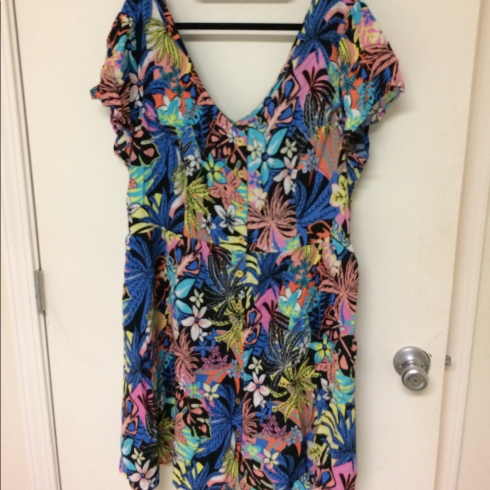 Foreve 21+ 3x tropical 🌴 pattern buttondown dress