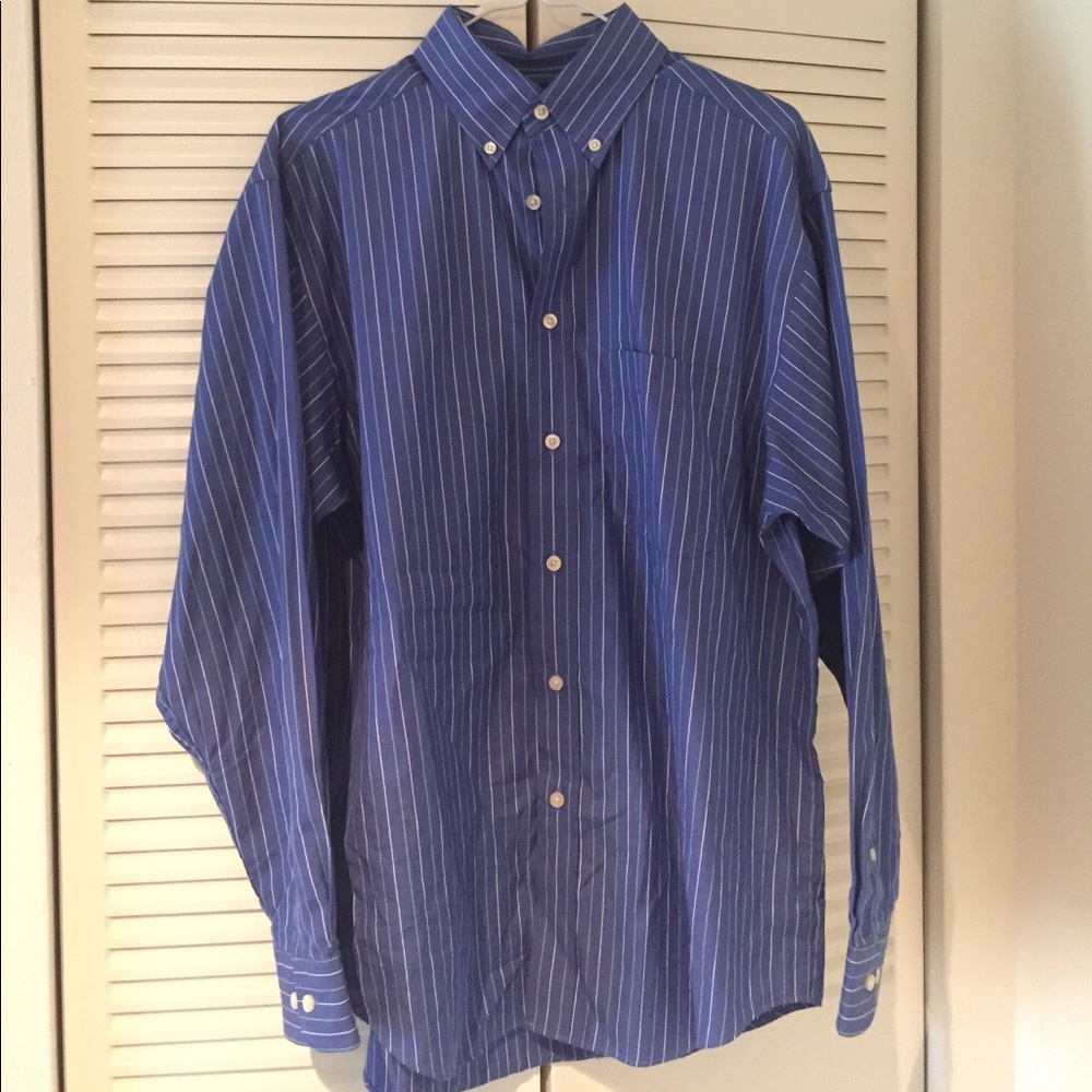 Men’s Roundtree & Yorke Dress Shirt