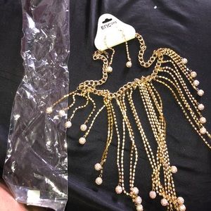 Gold Necklace & Earring