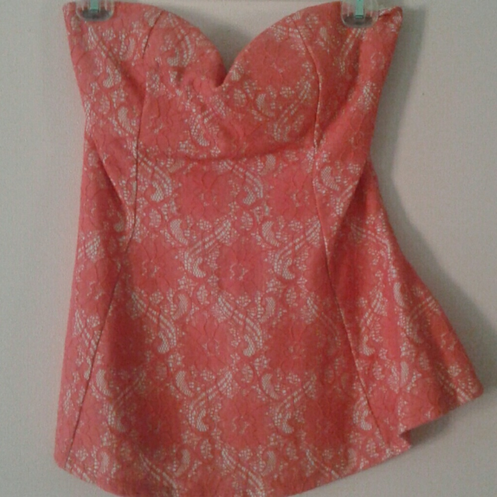 Peplum sweet heart top