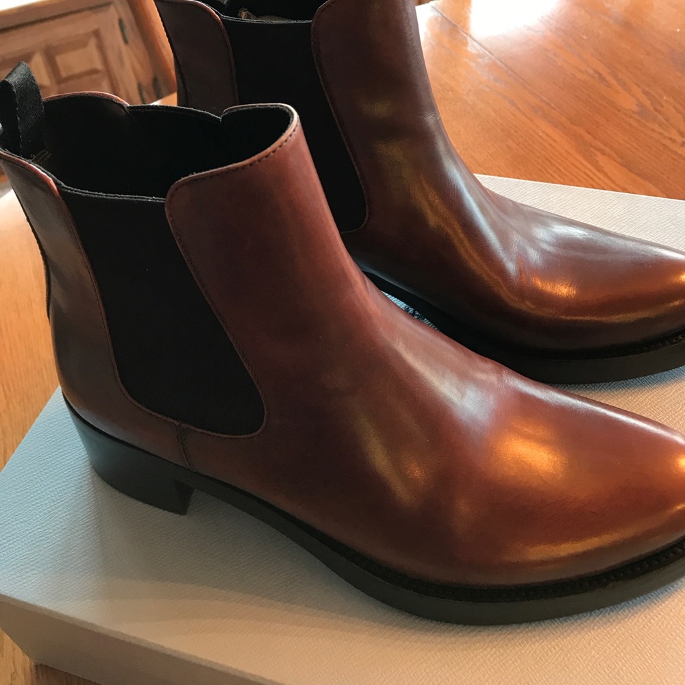 REDUCED. PRADA!!  Authentic Prada boots!  Beautiful Leather!