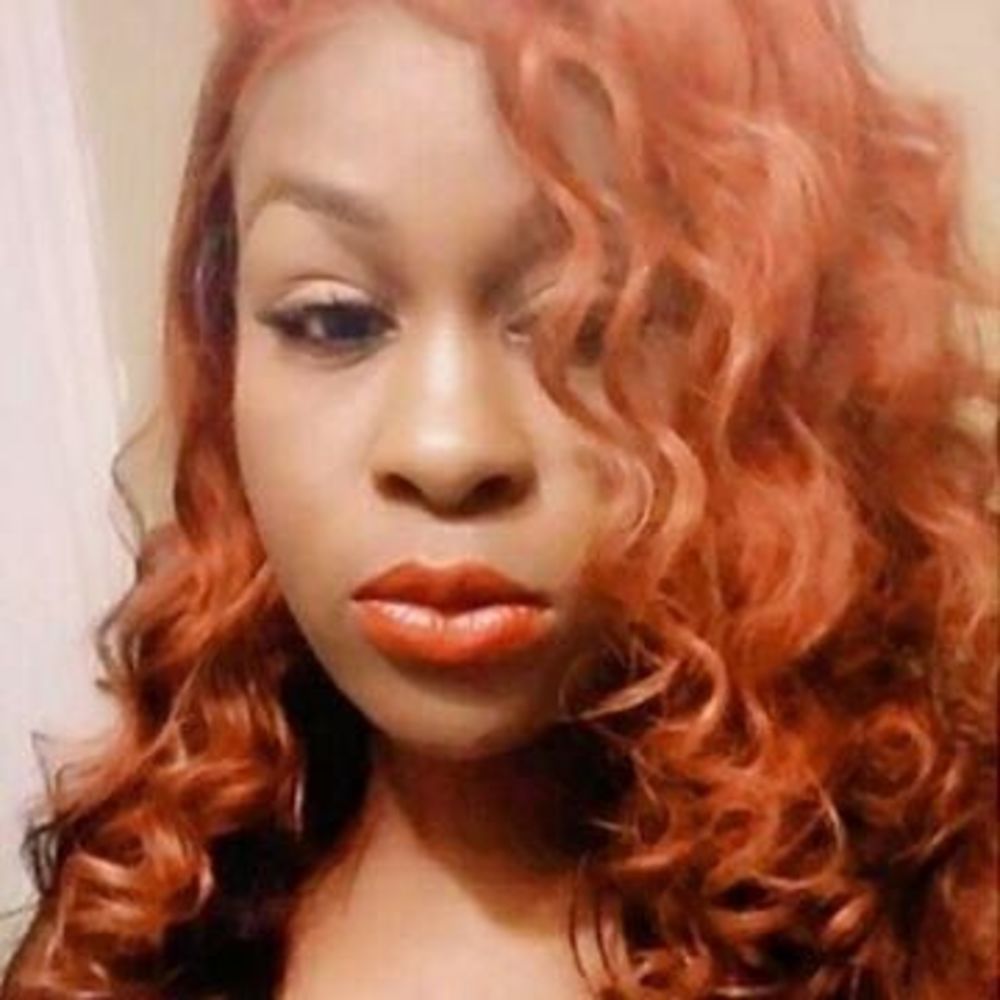 Meet your Posher, Nina