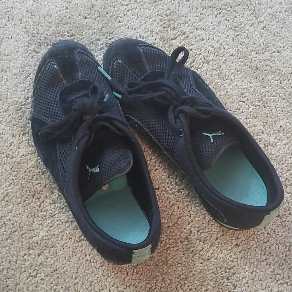 Puma Sneakers