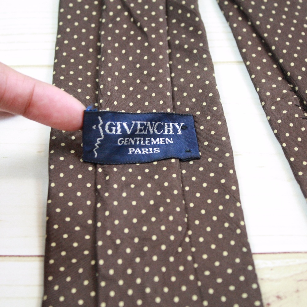 Givenchy Gentlemen Paris Polka Dot Retro Silk Tie