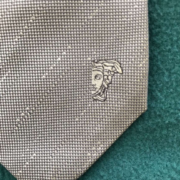 Versace tie - Picture 2 of 3