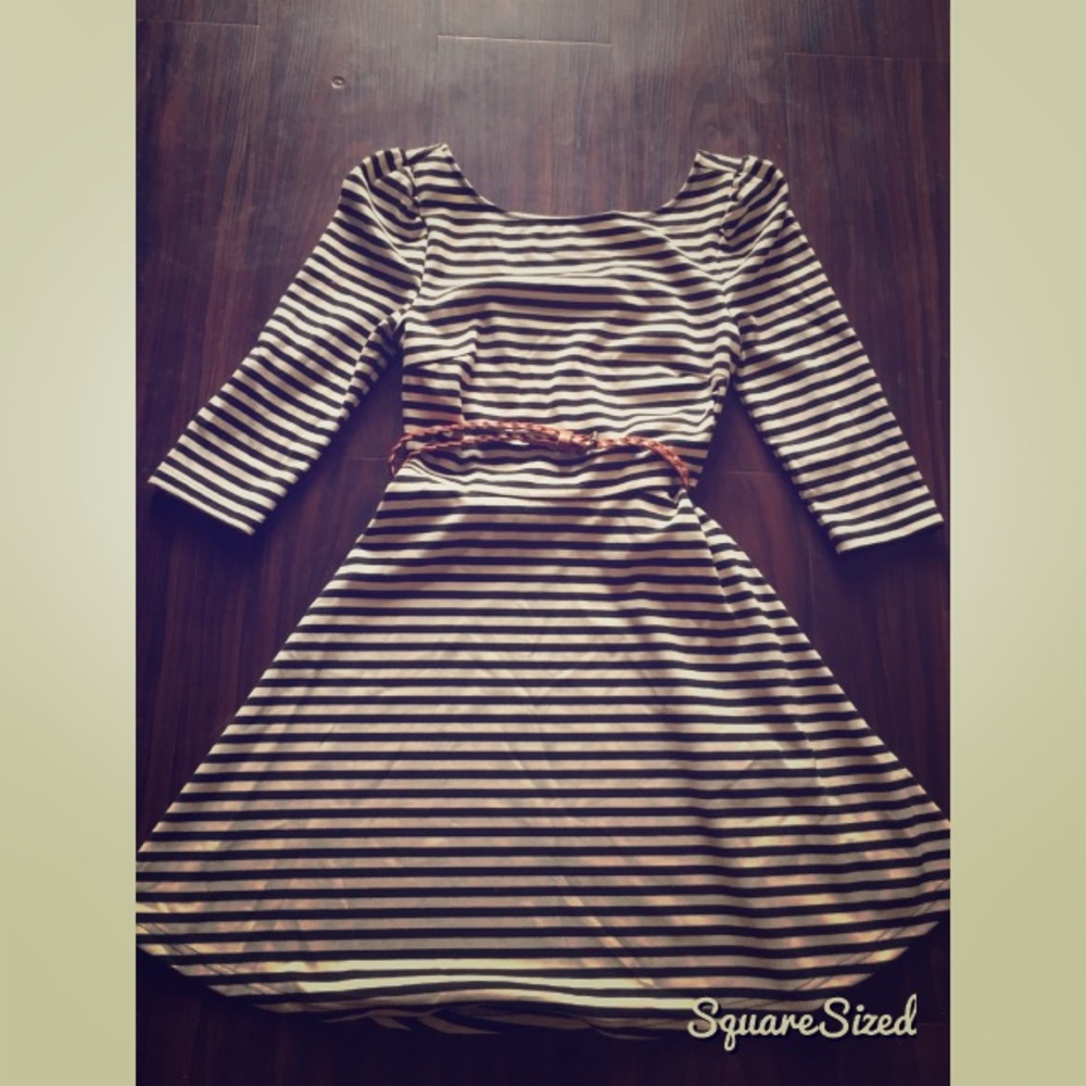 Striped Gianni Bini dress with belt