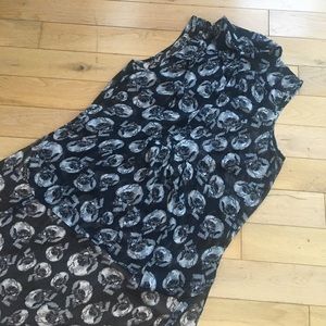 Sleeveless Collared Asymmetrical Skull Shirt