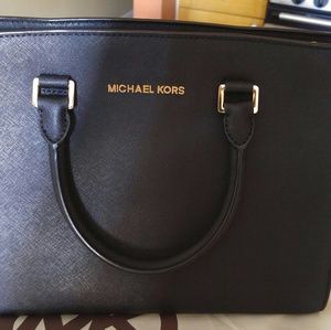 Michael Kors Selma large saffiano tote