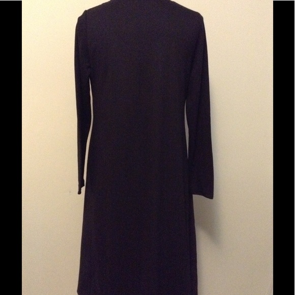 Unique pattern dress - Picture 3 of 7