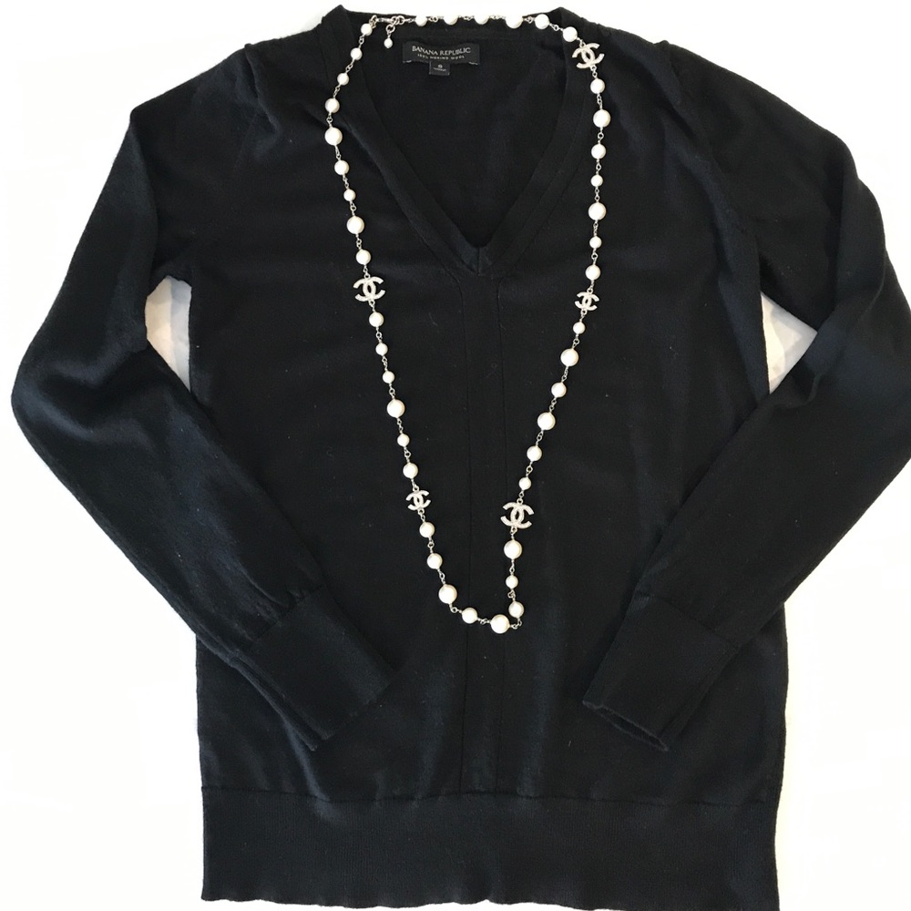 Black Banana Republic Sweater